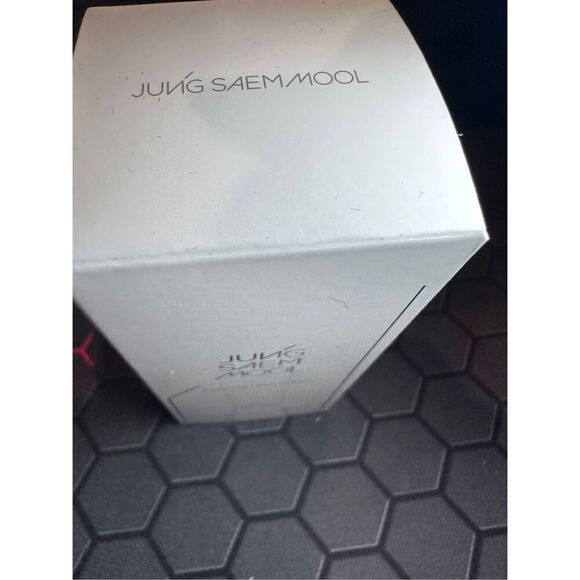 JUNG SAEM MOOL OFFICIAL Essential Mool Cream 1 oz - Picture 4 of 5